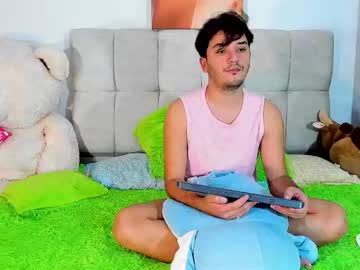 Collage_Hot25 December 22, 2025 Chaturbate stream image