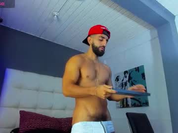 Yiyo10_ December 22, 2025 Chaturbate stream image