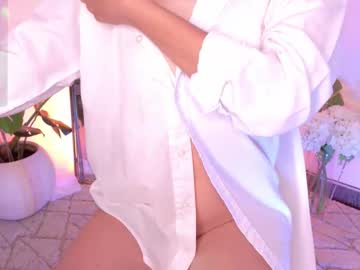Lorraine_28 December 22, 2025 Chaturbate stream image