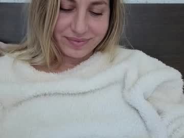 Mollyforyou December 22, 2025 Chaturbate stream image