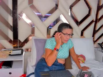 Keyla_Milf stream photo from December 23, 2025