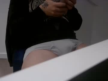 Gayukcut90 December 23, 2025 Chaturbate stream image