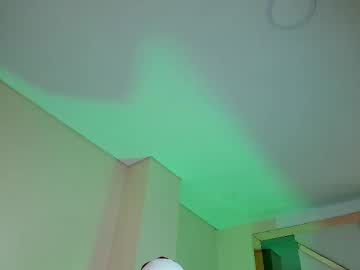 Kiwi_Lov23 December 24, 2025 Chaturbate stream image