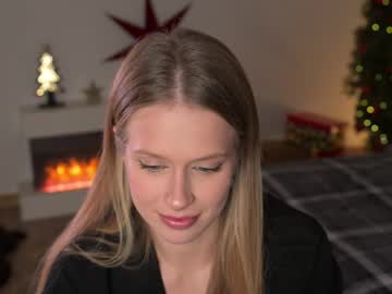Ella_Twinkle December 24, 2025 Chaturbate stream image