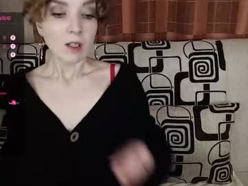 Tinawincee December 25, 2025 Chaturbate stream image