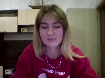 Maybellebombich December 25, 2025 Chaturbate stream image