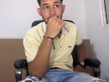 Enyel_100 December 27, 2025 Chaturbate stream image