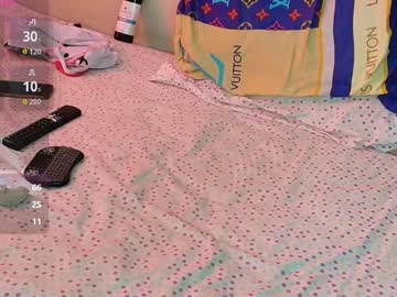 Maira_Milf December 28, 2025 Chaturbate stream image