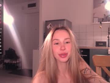 Bestzoeyever December 30, 2025 Chaturbate stream image