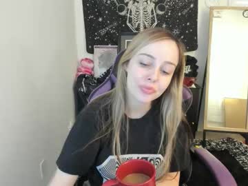 Luna_Lovelyy December 31, 2025 Chaturbate stream image