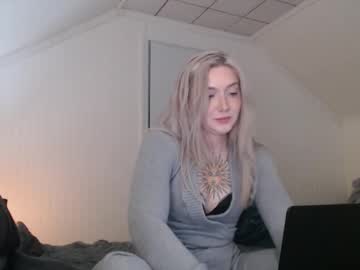 Tattoobbgirl stream photo from January 01, 2026