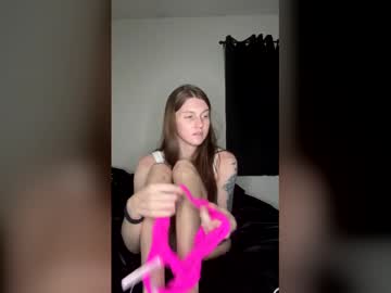 Petiteratt January 01, 2026 Chaturbate stream image