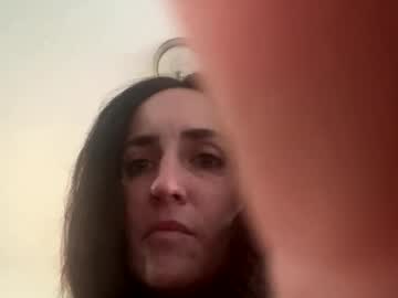 Kikilikestoplay1929 January 01, 2026 Chaturbate stream image
