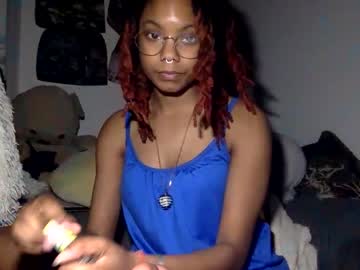 Tiny_Cupcake2 January 03, 2026 Chaturbate stream image