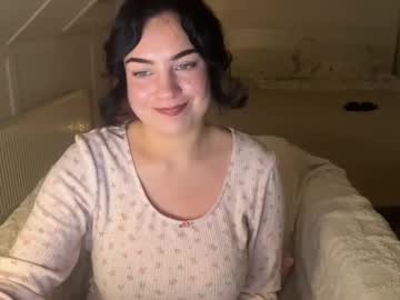 Yeahrina January 04, 2026 Chaturbate stream image