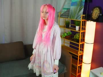 Adrianneschinke January 04, 2026 Chaturbate stream image