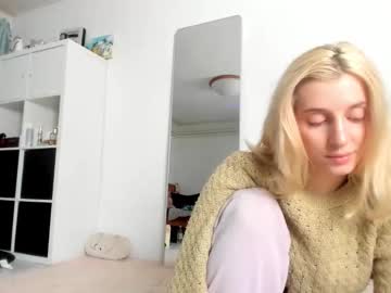 Kenziedawton stream photo from January 04, 2026