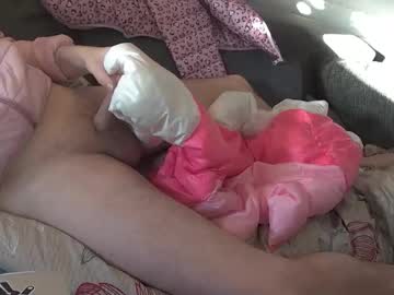Pufferjacketlover2k26 January 04, 2026 Chaturbate stream image