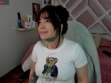 Emilayton_ January 04, 2026 Chaturbate stream image