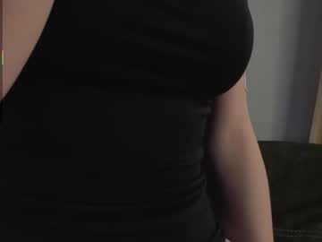 Blushinbloom January 05, 2026 Chaturbate stream image