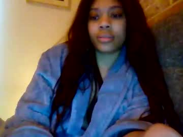 Miamuffin8 January 05, 2026 Chaturbate stream image