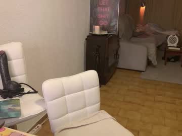 Showmebbw January 05, 2026 Chaturbate stream image