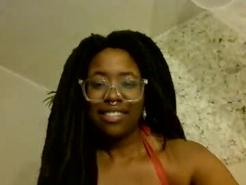 Hazelhanes January 05, 2026 Chaturbate stream image