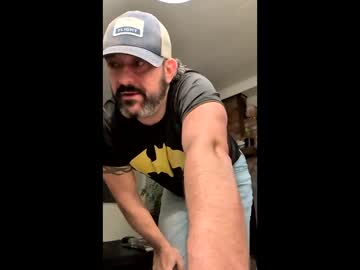 Hungitalian40 January 07, 2026 Chaturbate stream image