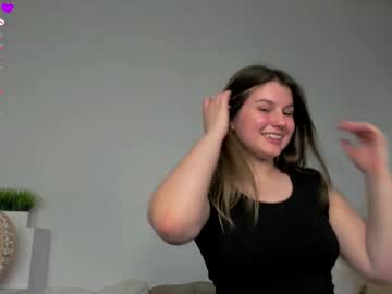 Golden_Lilyy January 07, 2026 Chaturbate stream image
