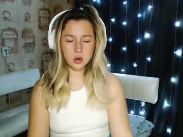 Roxie_White January 07, 2026 Chaturbate stream image