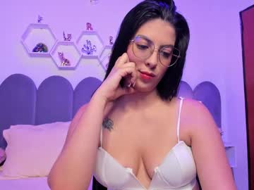 Lunagomez24 January 13, 2026 Chaturbate stream image