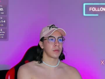 Alonehazelvip January 14, 2026 Chaturbate stream image