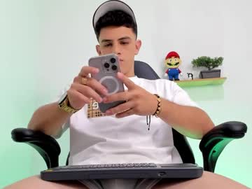 Mikecooper_ January 14, 2026 Chaturbate stream image