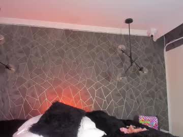 Tiarha_18 January 14, 2026 Chaturbate stream image