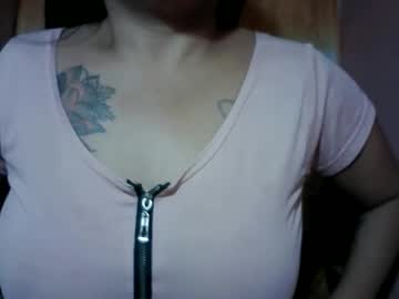 Naughtymom_33 January 15, 2026 Chaturbate stream image