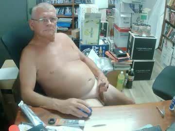 Beachboi4510 January 17, 2026 Chaturbate stream image