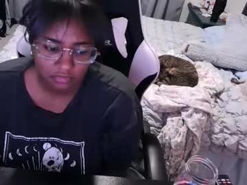Jigglypineapples January 18, 2026 Chaturbate stream image