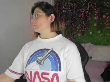 Sarahdeyvis January 19, 2026 Chaturbate stream image