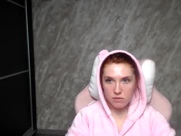 Reginasmilee stream photo from January 22, 2026