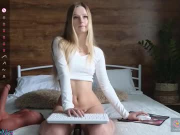 Emilly___ January 22, 2026 Chaturbate stream image