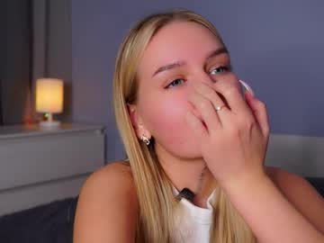 Amylowe687328 January 26, 2026 Chaturbate stream image