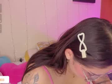 Olivia_S19 January 28, 2026 Chaturbate stream image