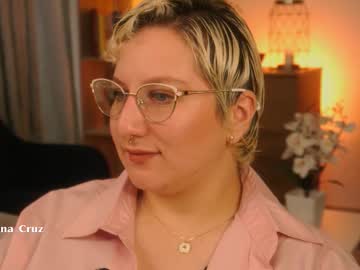 Ximenna_Cruz_ January 28, 2026 Chaturbate stream image