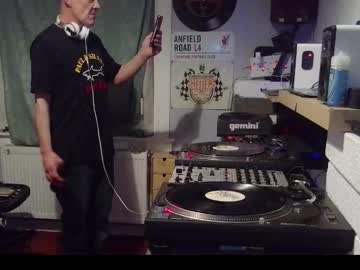 Curvelover1977 January 30, 2026 Chaturbate stream image