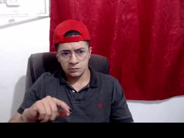 Zythor_ February 01, 2026 Chaturbate stream image