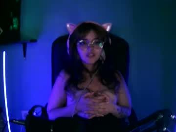 Hornymoon7w7 February 01, 2026 Chaturbate stream image