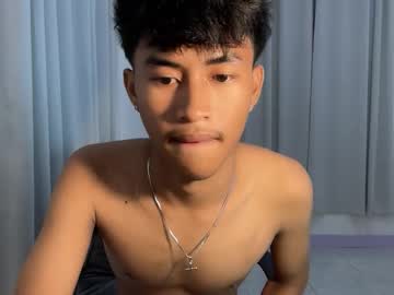 Ur_Fuckerbttm February 01, 2026 Chaturbate stream image