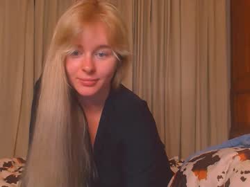 Victoriande February 01, 2026 Chaturbate stream image