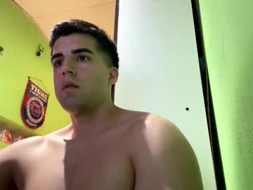 Laauuti February 01, 2026 Chaturbate stream image