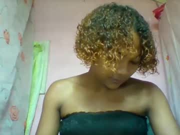 Lyndah19 February 01, 2026 Chaturbate stream image